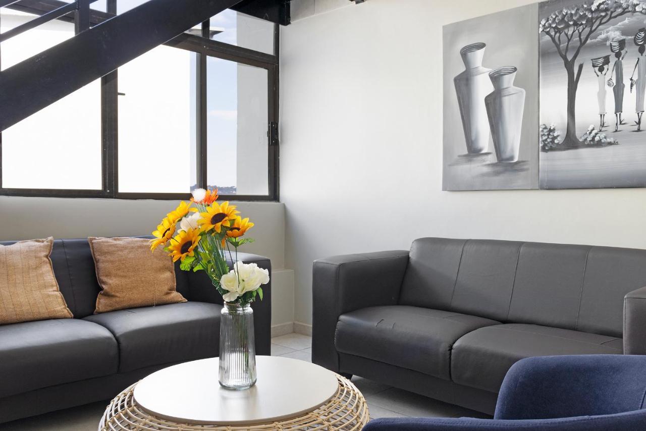 Urban Oasis Apartments At The Bolton Johannesburg Exteriör bild